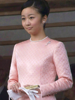 Princess Kako of Akishino (佳子内親王)