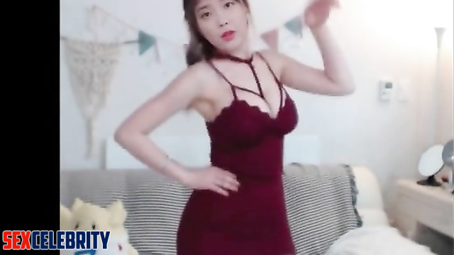 IU KPop Deepfake Porn [아이유 딥페이크 포르노] Sexy Dance