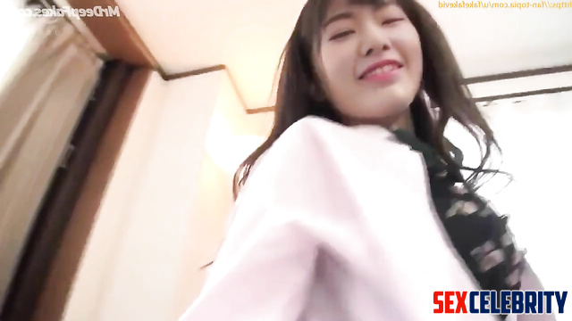 Sexy and hot Sakura [IZ*ONE] hot scene demonstrating ass and pussy / 사쿠라 아이즈원 뜨거운 장면