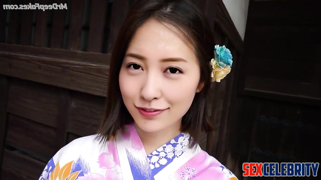 Japanese Satomi Ishihara (石原 さとみ) in yukata wants something sexy