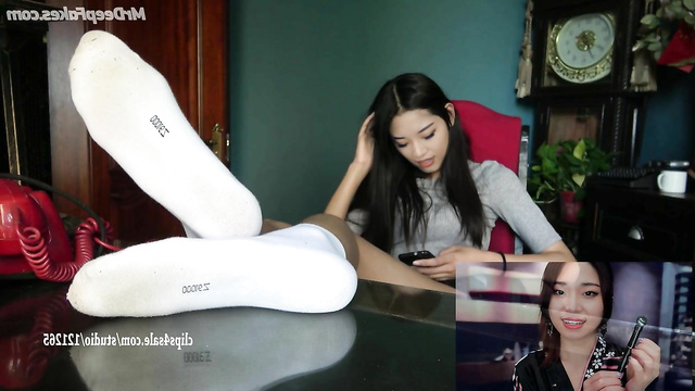 Tingting ASMR Deepfake Porn (Foot Fetish)