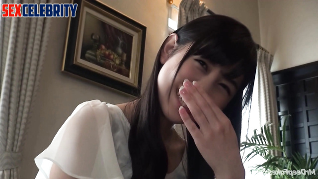 Kanna Hashimoto was seduced by sexy neighbor // 橋本 環奈 フェイススワップ