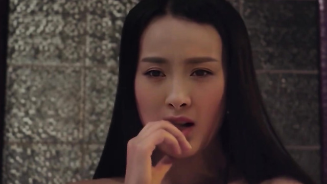 Fake bitch Yang Mi loves getting hot orgasms // 杨幂 性爱场面