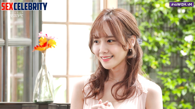 Cutie Yoona (윤아) became a lustful whore / SNSD 소녀시대가짜 포르노 [PREMIUM]