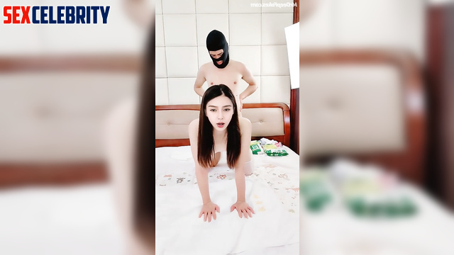 Young fake gymnast Angelababy (裸體 楊穎) feels high on friend's cock