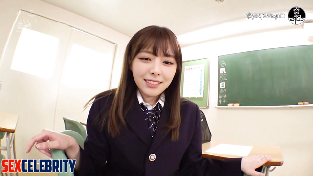 Yuna (신유나 가짜 포르노) foot fetish porn at school - face swap [PREMIUM]