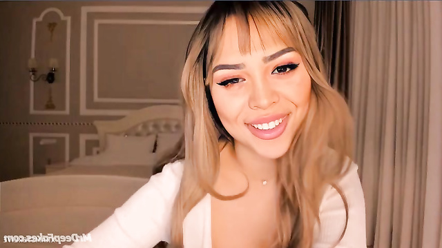 Danna Paola with gorgeous makeup - deepfake webcam show