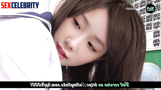 Hot schoolgirl Taeyeon was touched everywhere at school, ai - 태연 소녀시대