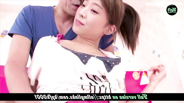 신유나 있지 old fart pleases her intimate areas / horny Yuna (real fake)