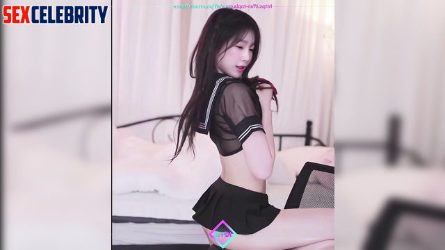 Dirty schoolgirl Taeyeon (태연 소녀시대) earns money with erotic dance / A.I.