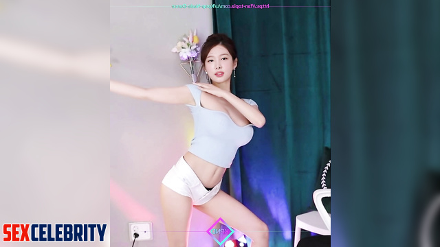 Busty slut dancing in short shirt (나연 트와이스) Nayeon solo fakeapp