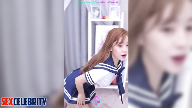 Dancing in schoolgirl costume [안유진 아이즈원] Yujin solo adult video