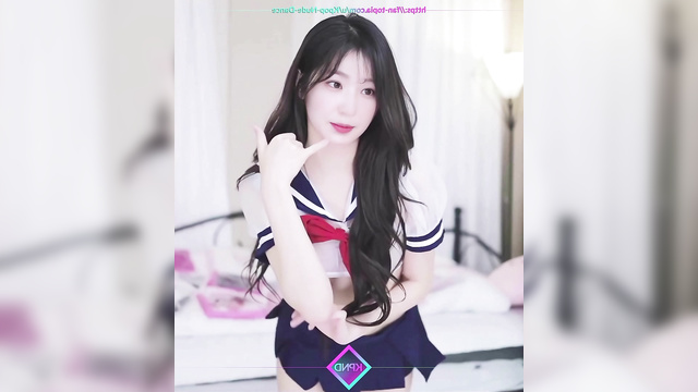 Red Velvet (레드벨벳) / Teasing homemade video with Irene 아이린 스마트한 얼굴 변화