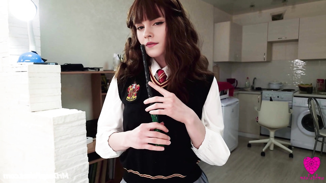 POV fuck with nasty slut Hermione (Emma Watson fakeapp)