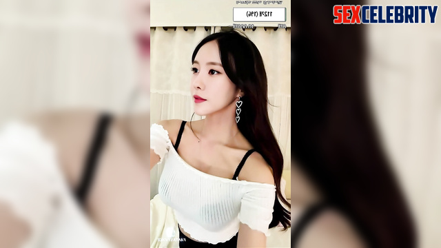 Elite Korean bitch shows off her charms on camera - Hyomin 효민 티아라