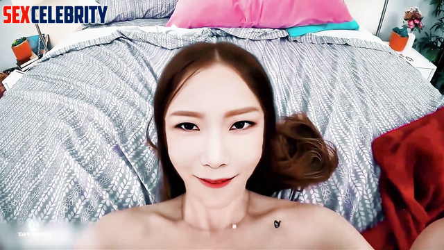 Small breasted Taeyeon (태연) fucked POV style / SNSD 소녀시대 포르노