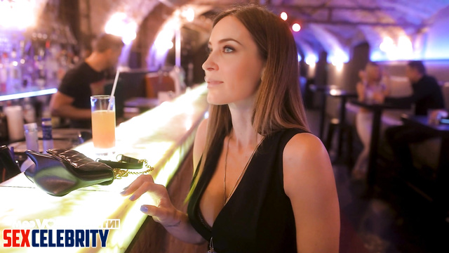 Emily Blunt sucks dick in the bar, hot deepfake video