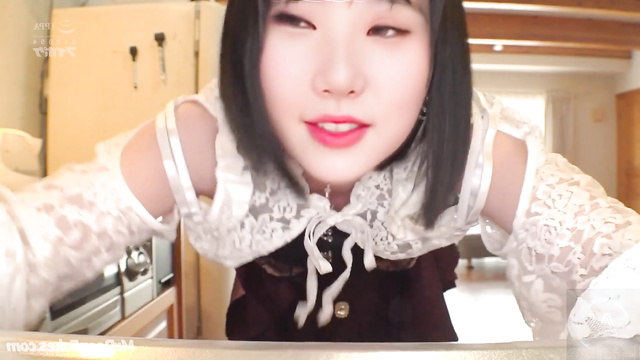 정은비 비비지 // Korean girl Eunha is ready to do anything for popularity