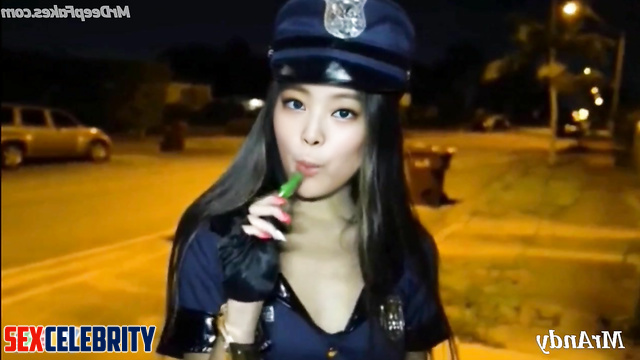 블랙핑크 제니 딥페이크 Korean idol Jennie in police costume fucks with a guy