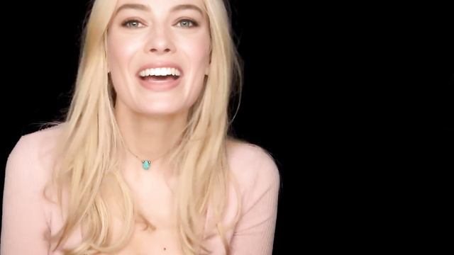 Seductive teasing with hot busty MILF Margot Robbie [face swap]