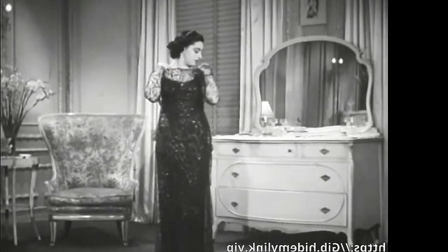 Rare black and white film with fake Elizabeth Taylor