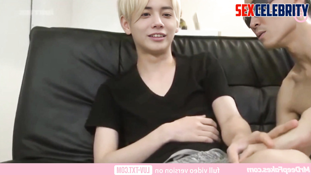 Gentle gay loves gentle caresses (태현 투모로우바이투게더) Taehyun face swap