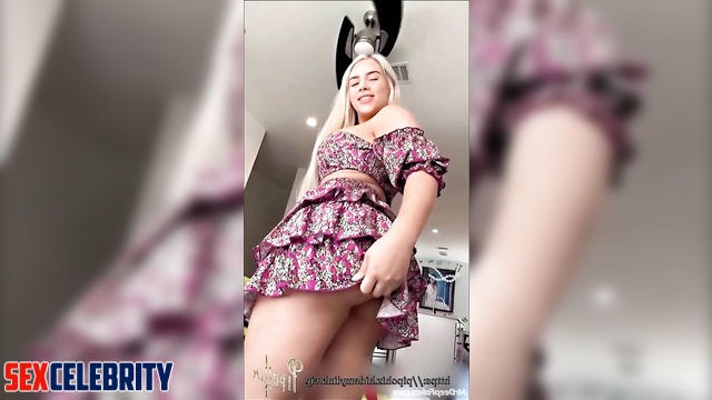 Juicy blonde slut Billie Eilish pleases a guy with her mouth (fake)