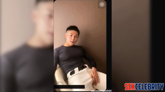 Hot solo ai scene - handsome Leo Wu try to cum // 吴磊 深度伪造视频