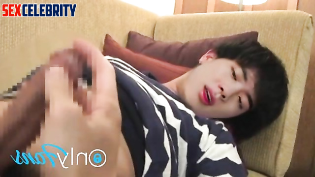 Deepfakekpop BTS Jin is seduced and fucked by man (진 방탄소년단 게이 섹스 딥페이크)