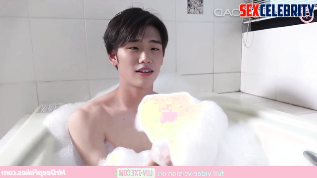 Handsome Kim Tae-ri (김태리 딥 페이크 에로틱) taking shower sexy - solo ai scenes