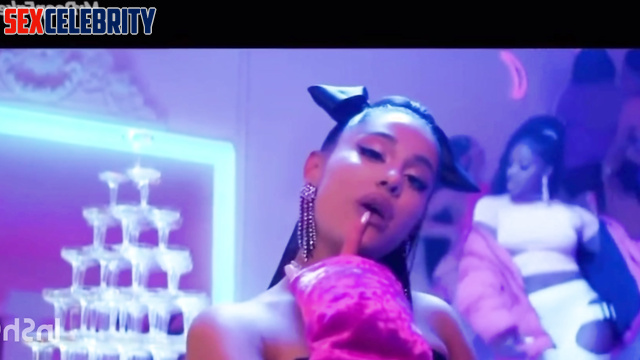 Ariana Grande Deepfake PMV