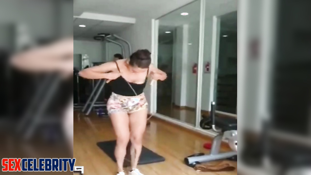 AI Jackie Guerrido skipping rope