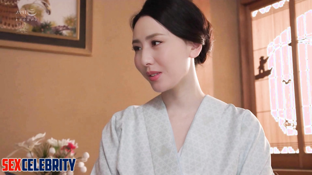 Guy enjoying geisha's hairy pussy - Tong Liya (佟丽娅 假名人色情片) in adult tapes
