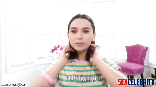 Deepfake celebrity porn - cute Hailee Steinfeld sucks cock [PREMIUM]