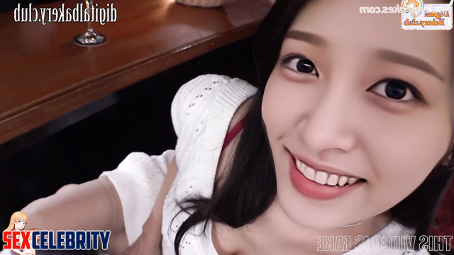 Korean beauty Hani fucking with a drunk man right in the bar 안희연 이엑스아이디