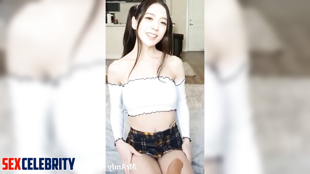 Jisoo (BLACKPINK) plays with dildo, deepfake porn / 지수 블랙핑크 딜도와 함께 노는